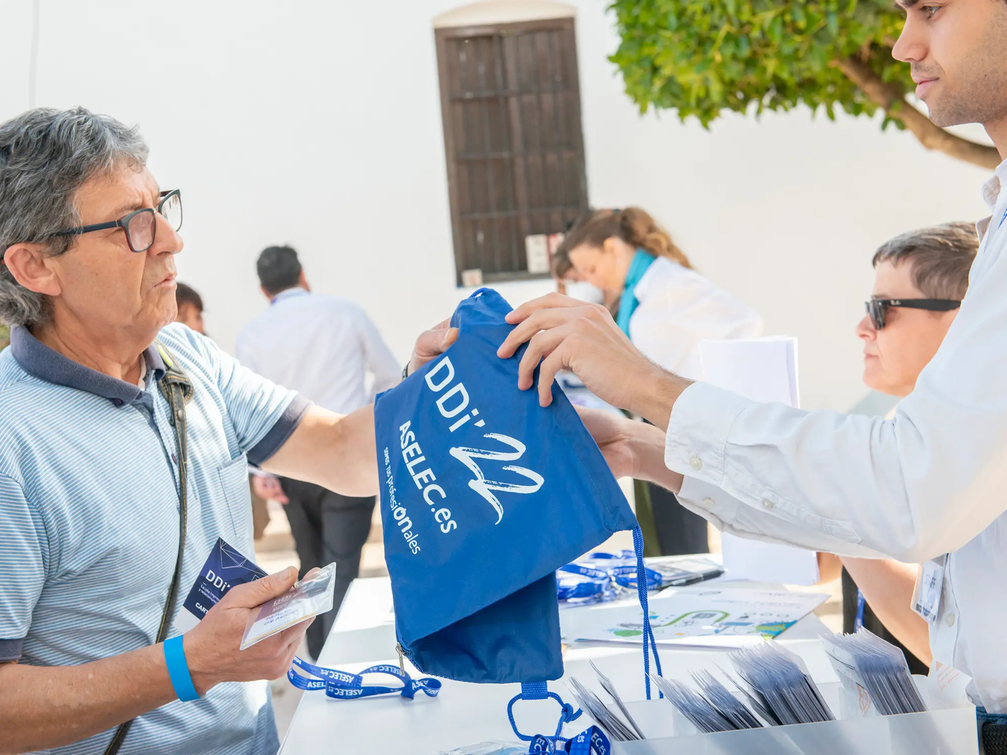 04_movil3_ddi22_abranding